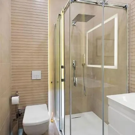 Apartmán Nowy Swiat 60 - 170 M Do Metra - Prywatne Mieszkanie W Centrum Warszawy - Better Varšava